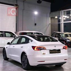 تسلا موديل 3